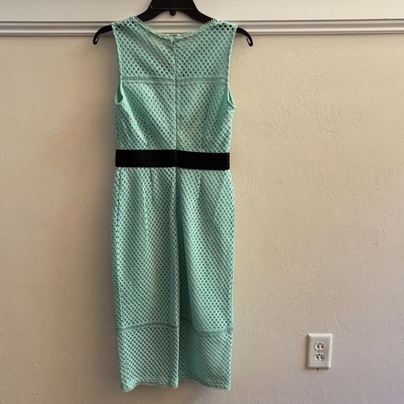 NWT NEW YORK & COMPANY STRETCH DRESS MINT - Picture 4 of 7